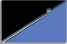Нож артроскопический хирургический крючковидный длиной 220 мм, длиной лезвия 8 мм.